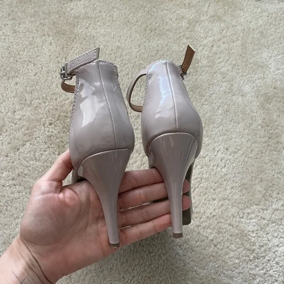 Elegant Women's Heels Nude Cream 10W - Picture 7 of 9